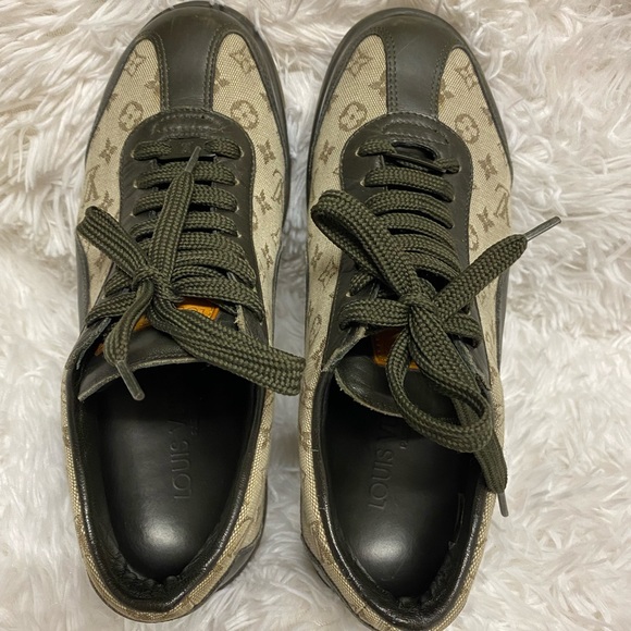 Louis Vuitton monogram Idylle canvas monogram sneakers - Picture 2 of 11